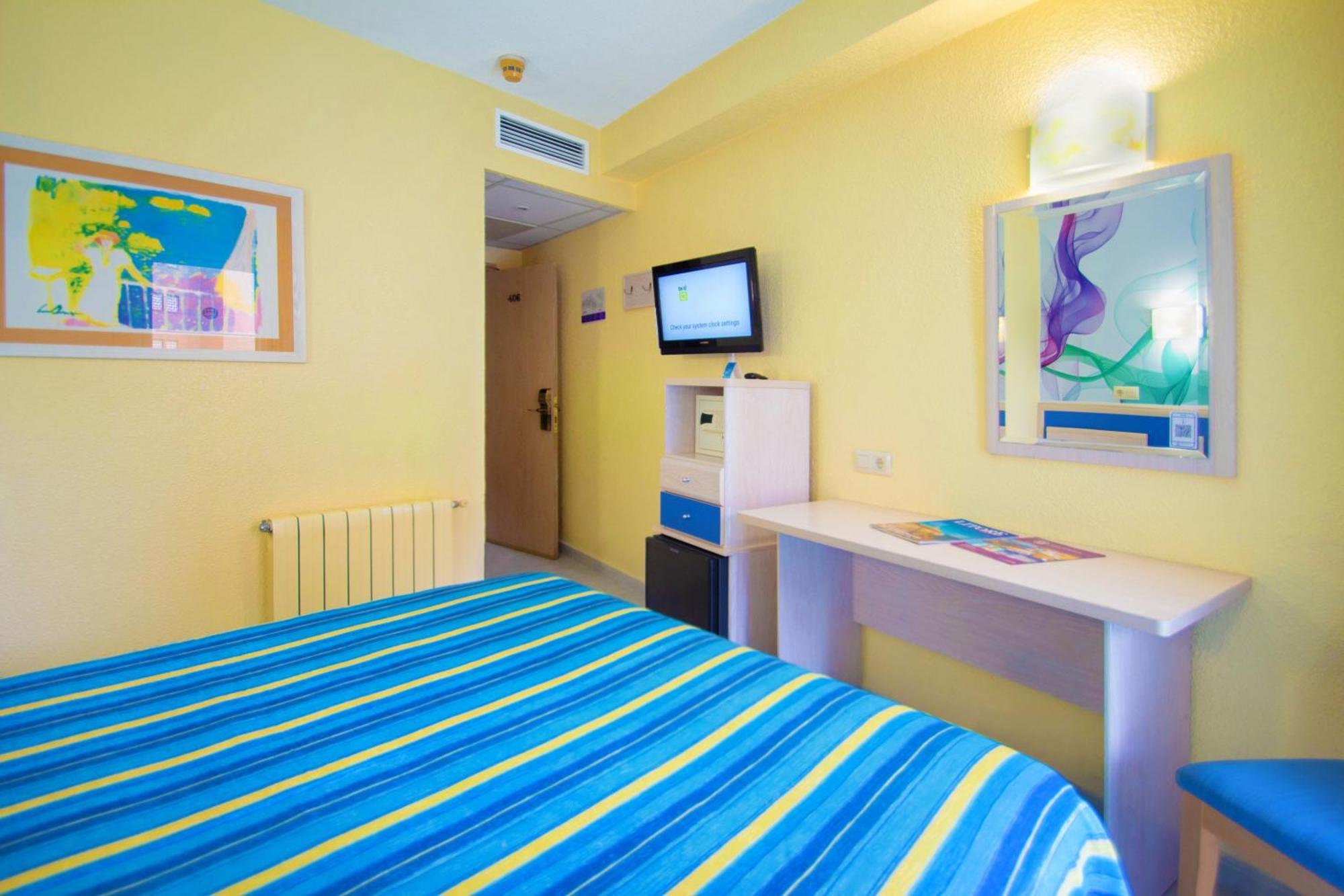 Hotel Servigroup Rialto Benidorm Rom bilde